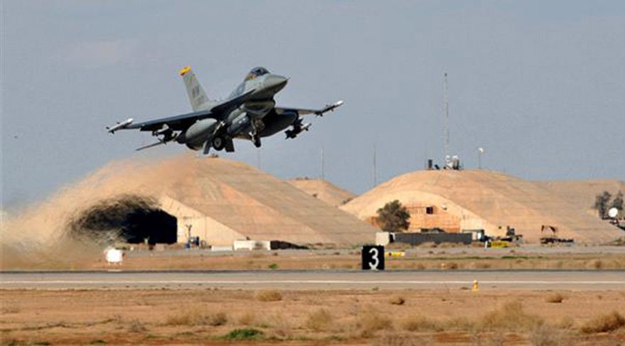 Иракские F-16 охотятся на ИГ* в Сирии