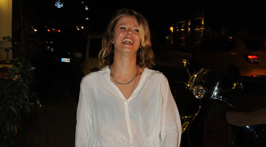 Burcu Biricik ucuz atlatmış