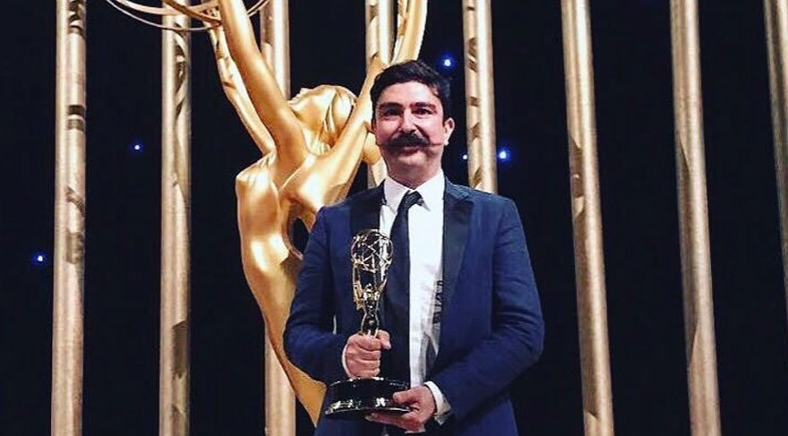 Emmy’de ödül alan tek Türk Ekin Akalın için sıraya girdiler