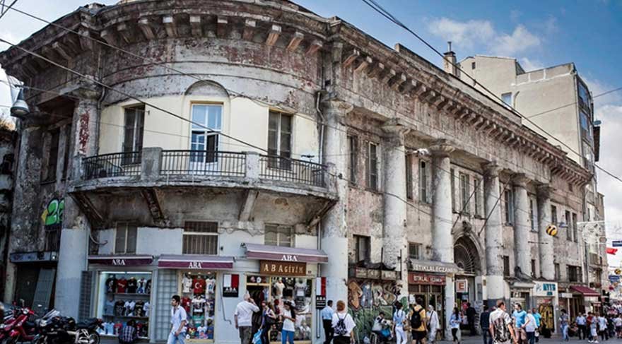 Restore edilen Narmanlı’da yeşile yer yok!