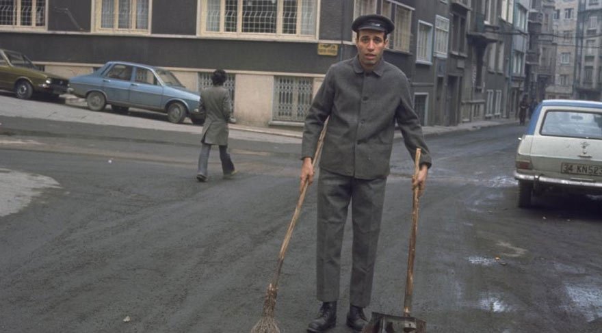 Kemal Sunal’ın Çöpçüler Kralı filminde gözlerden kaçan sahne