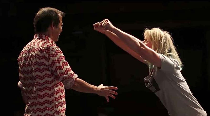 Bir dans dersi: La Lecon de Danse