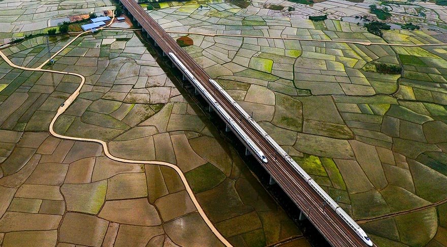 Çin’de yüksek hızlı tren hattı 22 bin km’yi geçti