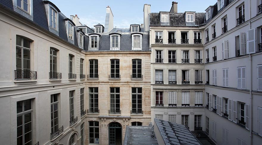 Hotel Dodun, Fransa'nın turistik başkenti Paris'te bulunan binlerce otel arasında çok özel bir yere sahip.