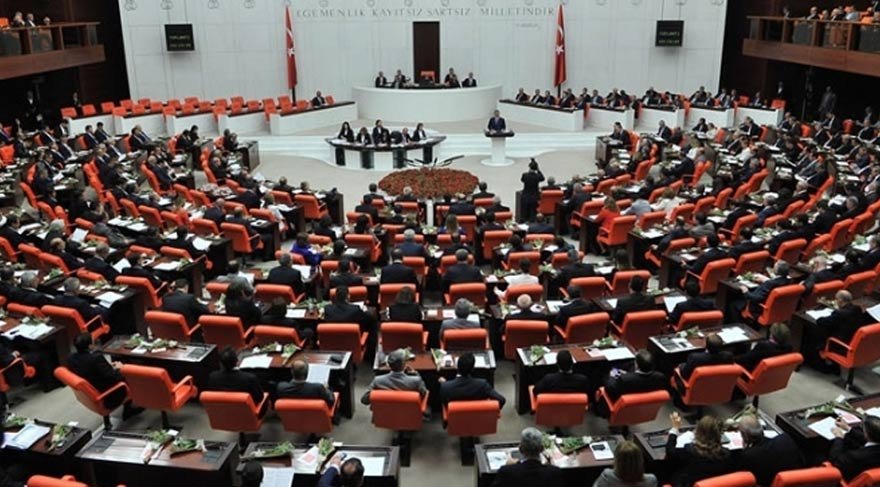 YSK Kanun teklifi komisyonda kabul edildi