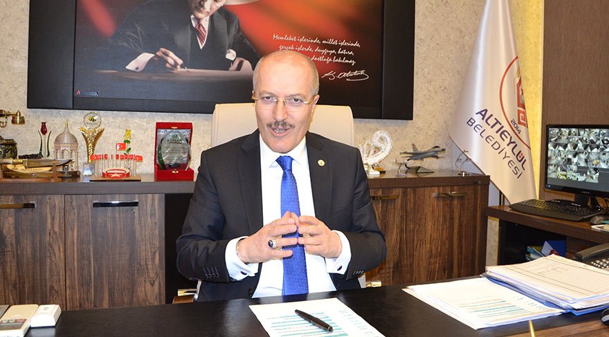 Ahmet Edip Uğur’un koltuğuna AKP’nin adayı belli oldu