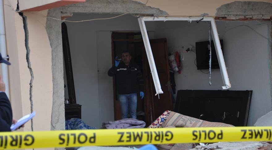 Denizli’de evde patlama 5 yaralı Son dakika haberleri