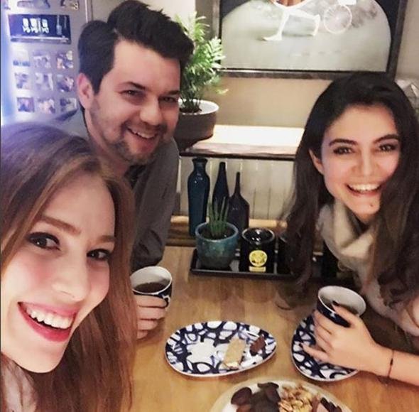 elcin-sangu-ic