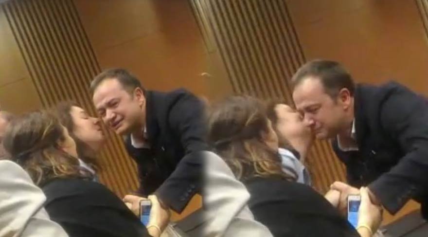 Mahkemede en duygusal an! Burcu Ulu, eşi Gökmen’e böyle kavuştu