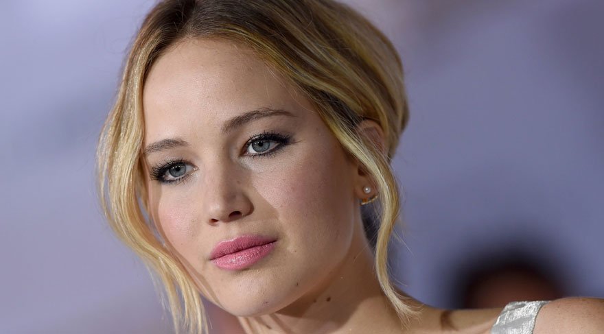 Jennifer Lawrence ‘Toplu tecavüze uğramış gibi hissettim’