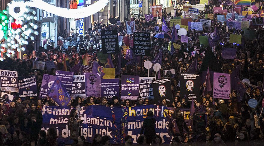 Kadınlar şiddete dur demek için Taksim’de buluşacak