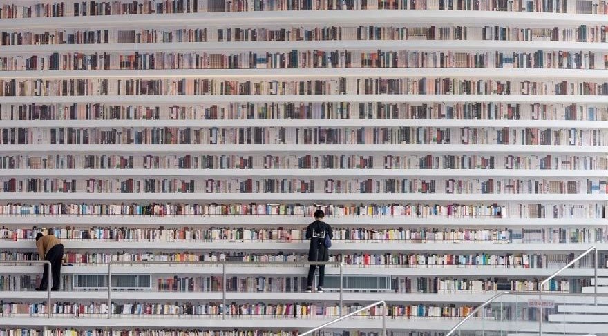 Bu kütüphanede bir milyondan fazla kitap var!