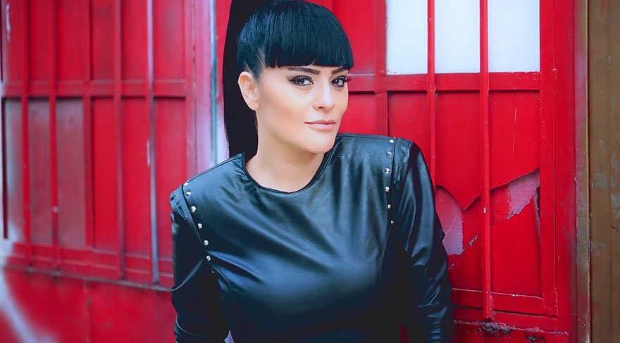 Reyhan Karaca’yı çıldırtan takipçi