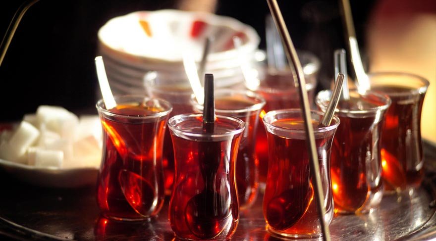 Sıcak çay göz tansiyonu riskini azaltıyor mu?