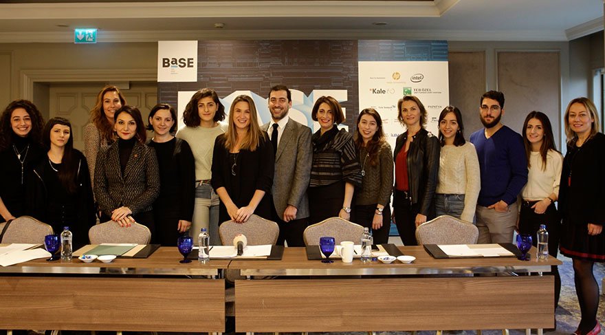 Sanatçı adaylarının yapıtları BASE’te buluşuyor