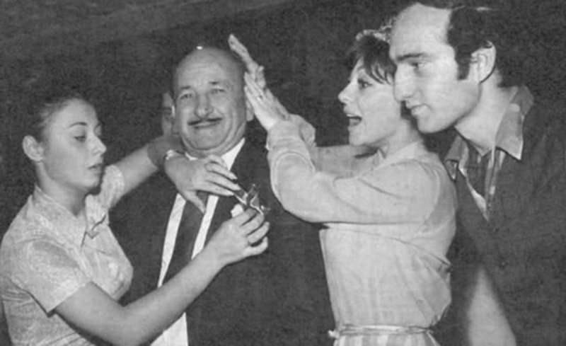 Sülün Osman - (1923 - 1984): Tramvay, Galata Kulesi, kent meydanlarındaki saatler, şehir hatları vapurları gibi kamu mallarını İstanbul'a yeni gelmiş Anadolu'nun saf tüccarlarına satarak ya da kiraya vererek efsane haline geldi. O kadar ikna ediciydi ki parası çıkışmayanlara köprüyü aylık taksitlerle sattığı da olmuştu.