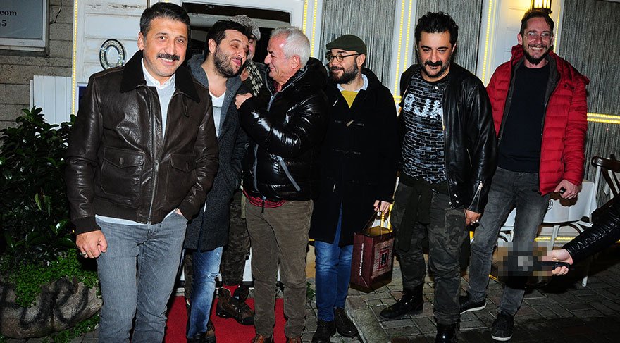 Zafer Algöz “Ya ağlatacaksın ya güldüreceksin”