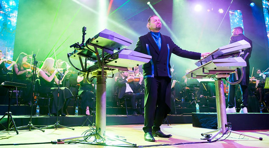 Yıldızlar ‘Zamansız Şarkılar Senfonik Orkestra’ için buluşuyor