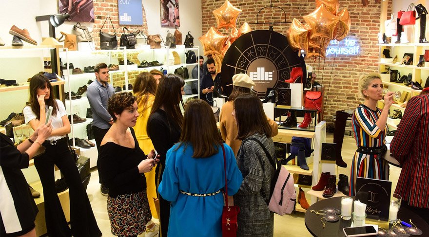 Elle’den astrolojik yeni yıl daveti