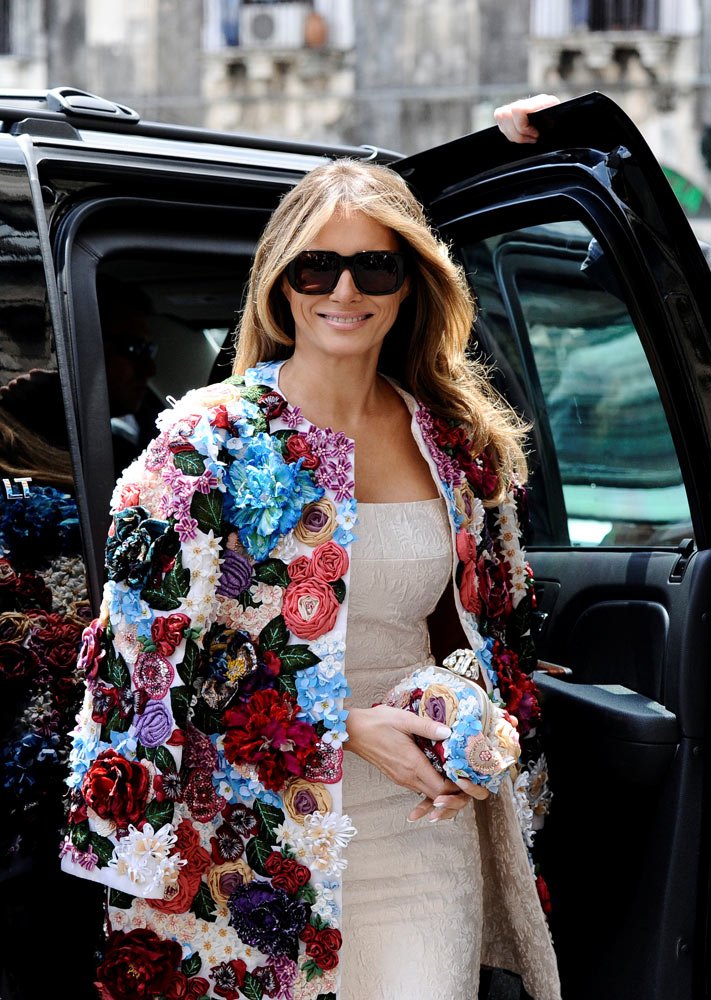 Melanie Trump'ın Dolce&Gabbana çiçekli ceketinin de markaya büyük etkisi olduğu konuşuluyor.