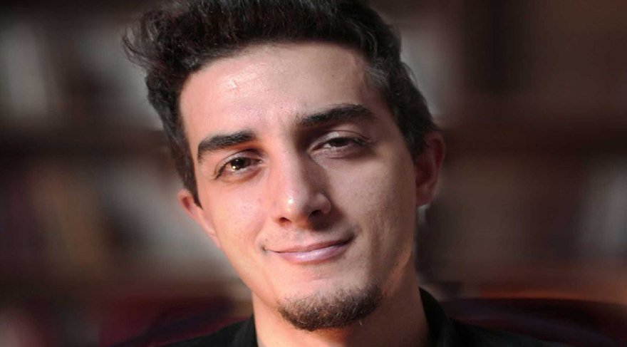 YouTube fenomeni, kaza geçirdi! Ruhi Çenet kimdir?