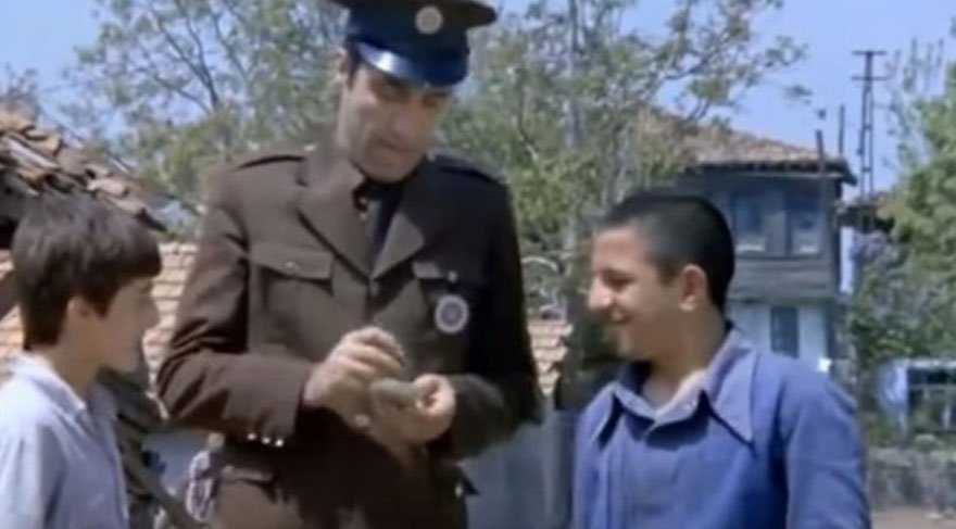 Yeşilçam filminde güldüren hata!