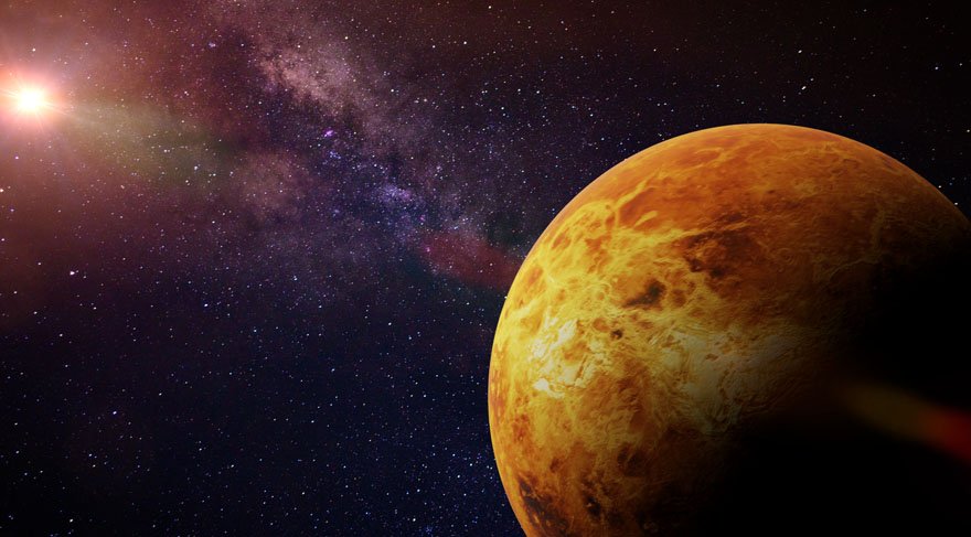 Venüs astrolojide temel olarak nasıl sevdiğimiz, nasıl aşık olduğumuz, nasıl değer verdiğimiz, birini nasıl etkilediğimiz, nelerden hoşlandığımız, ilişkilerden beklentilerimiz, çekim gücümüz, nelere değer verdiğimiz, estetik, sanat, yaratıcılıkla ilgili konular, kendi öz değerimiz hakkında bizlere bilgi verir.