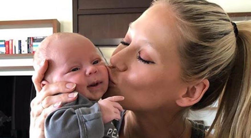 Anna ve Enrique, ikizlerinin fotoğrafını ‘Günışığım’ notuyla paylaştı