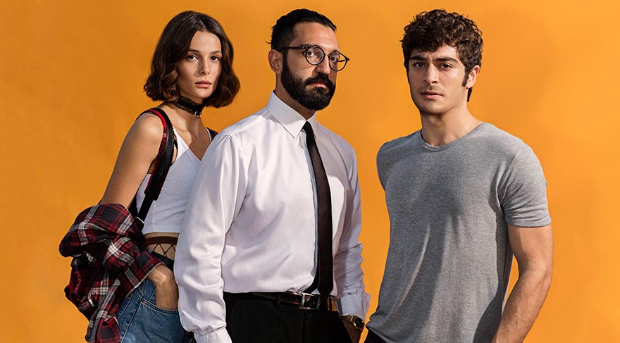 Büşra Develi ve Burak Deniz çifti, ‘Arada’da da birlikte