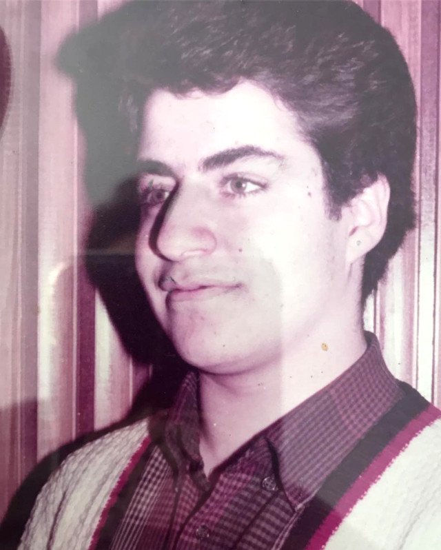 Fatih Ürek, gençlik yıllarına ait bir fotoğrafını paylaştı Magazin