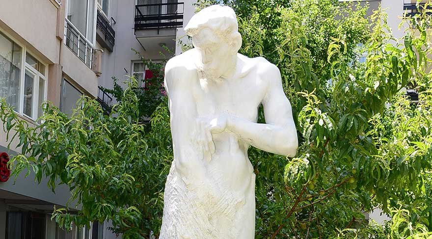 Kadıköy Belediyesi’nden öğrencilere destek devam edecek