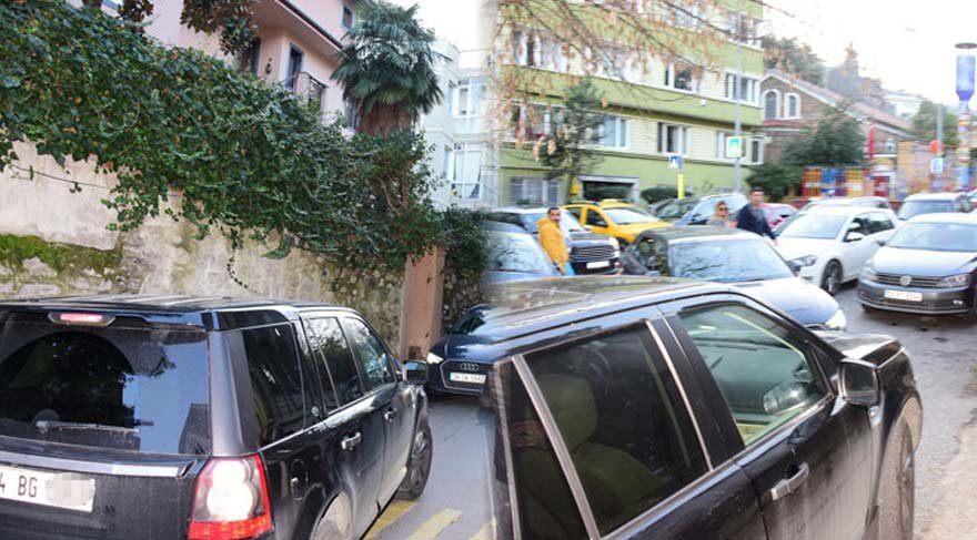 Sinem Kobal, trafiği kilitledi!