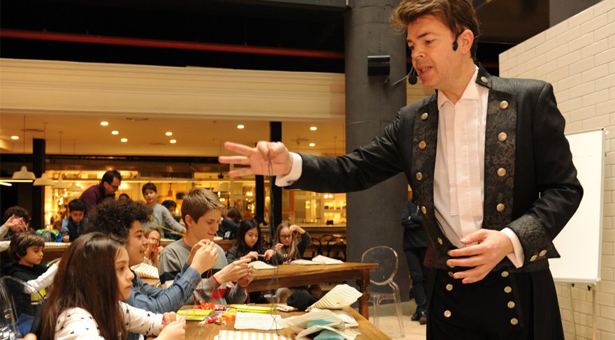 Dünyaca Ünlü İllüzyonist Lee Alex İstanbul’da