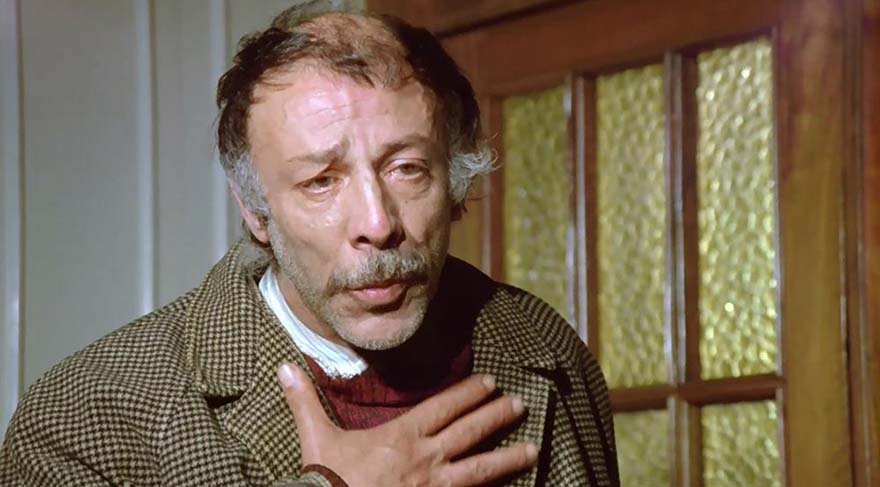 Münir Özkul’un akıllara kazınan performanslarını derledik