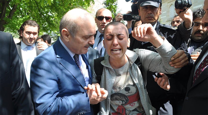 Dilek Özçelik hayatını kaybetti - Son dakika haberleri