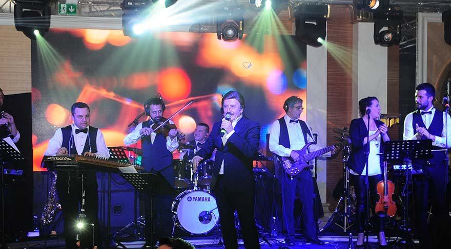 Selami Şahin: ‘Birbirimizi sevelim, barış olsun’