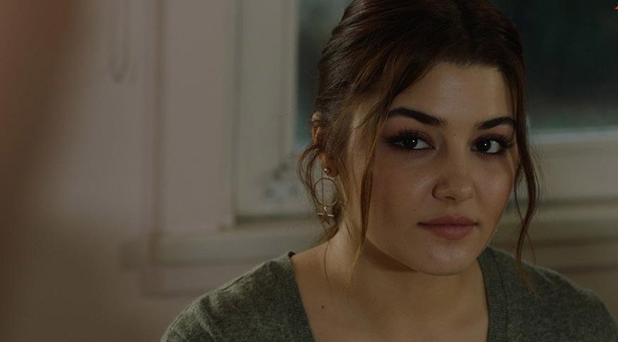Hazal hayatını değiştirebilecek mi? Siyah İnci 17. yeni bölüm fragmanı yayınlandı! Siyah İnci 16. son bölüm izle