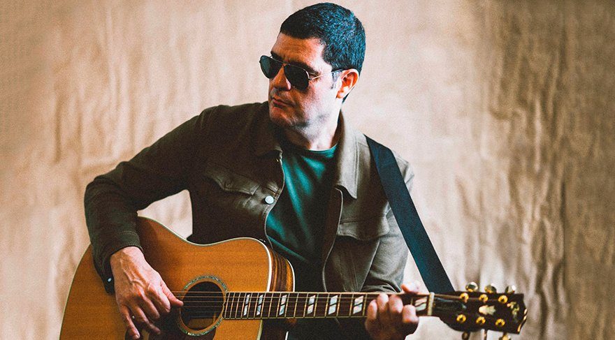 Duman’ın bas gitaristi Ari Barokas’tan ‘Lafıma Gücenme’