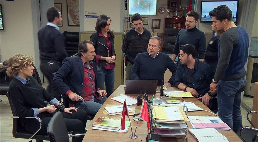 Arka Sokaklar’ın ‘Hakan Komiseri’ ünlü ozanın oğlu çıktı!