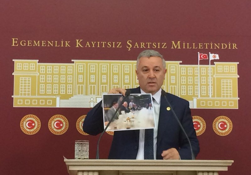 FOTO:SÖZCÜ - CHP Kayseri Milletvekili Çetin Arık 'yemek pozu'nu eleştirdi