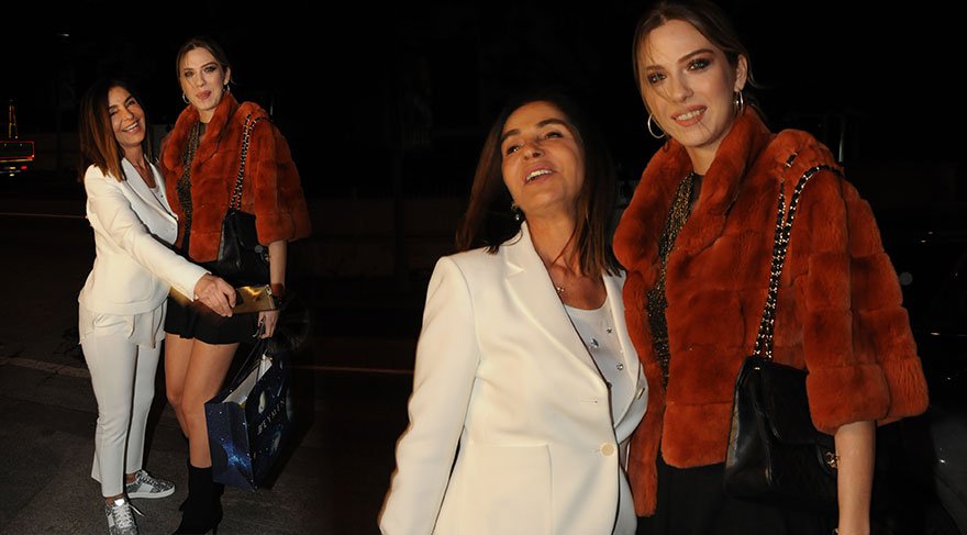 Derya Tuna ve Yasemin Şefkatli, el ele kol kola
