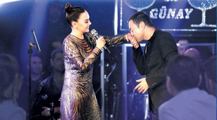 Ebru Gündeş’ten manidar cevap; ‘Küs değilmişiz’