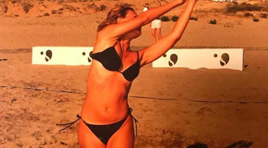 Seda Akgül’den bikinili tbt