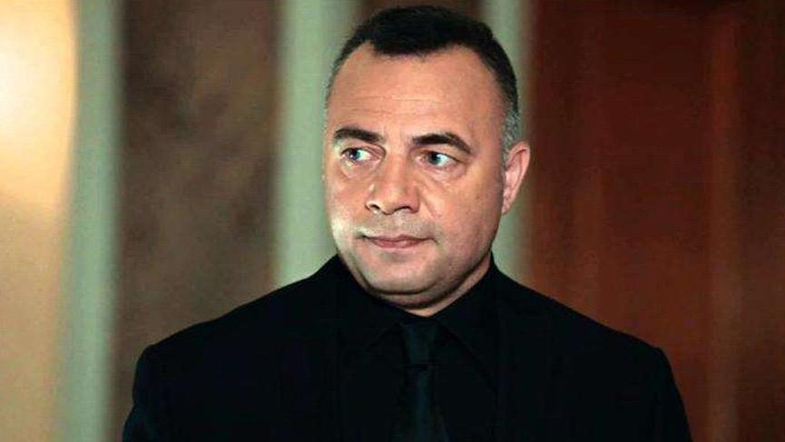 Rakı bardaklarını sakladılar, sosyal medya yıkıldı