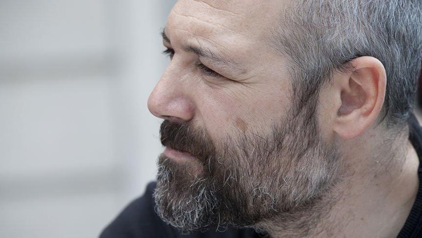 Levent Üzümcü: Sanat kurumlarını kapatmaya çalışıyorlar