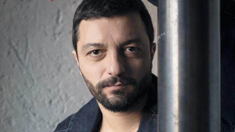 Mehmet Erdem’den sürprizlerle dolu bir albüm