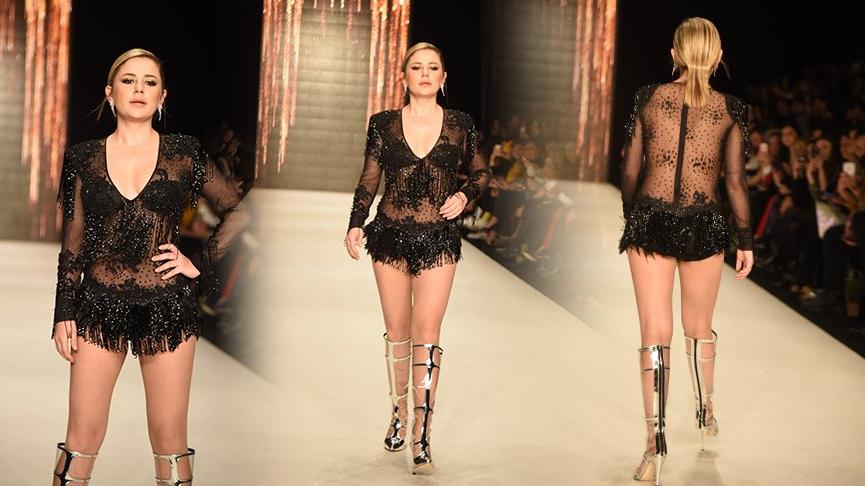 Mercedes Benz Fashion Week tüm hızıyla devam ediyor