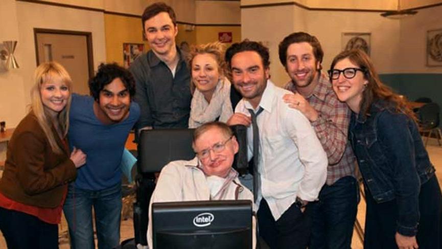 Stephen Hawking, Türkiye’de de yayınlanan dizinin konuğu olmuştu