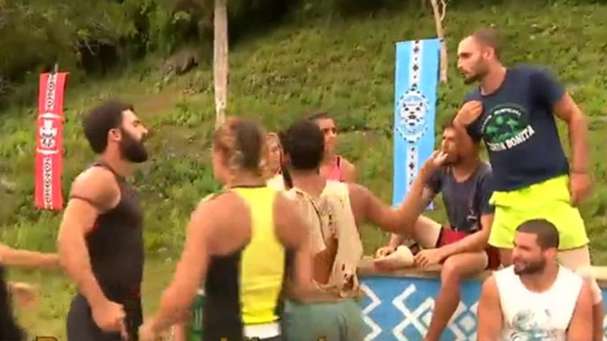 Batuhan’ın sözleri ortalığı karıştırdı! Survivor’da iki takım arasında büyük gerginlik