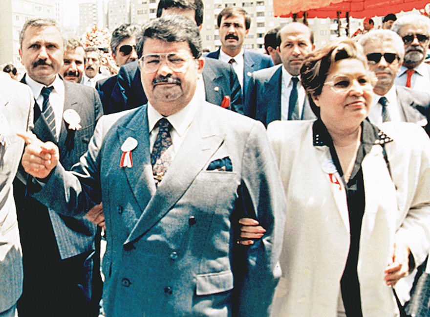 8. Cumhurbaşkanı Turgut Özal ve eşi Semra Hanım...